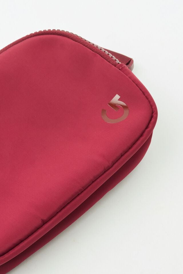 Women Garage Active Bags Burgundy | A-3480659